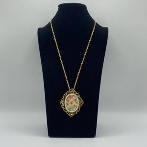 12" Gold Toned Floral Pendant/Brooch Necklace w/ Vintage Vibes /bh